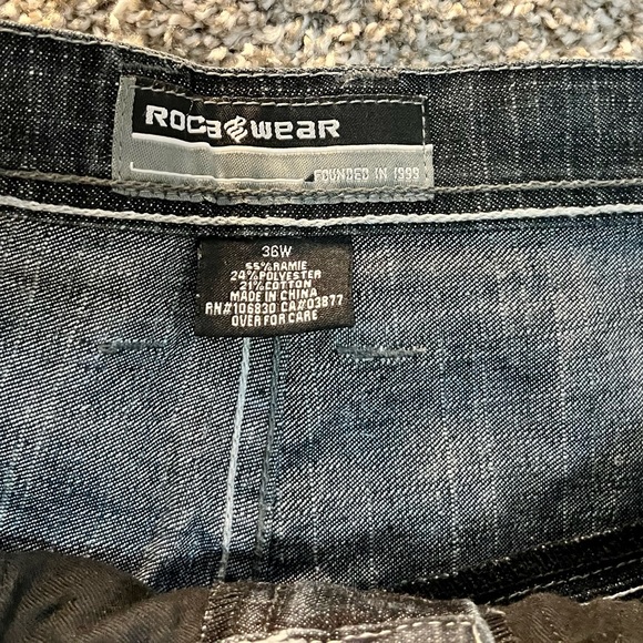 OG Rocawear Shorts - Picture 8 of 8